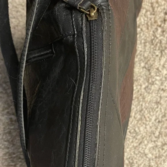 Lucky Brand Vintage Style Black/Brown Crossbody, gently used. - Picture 6 of 10